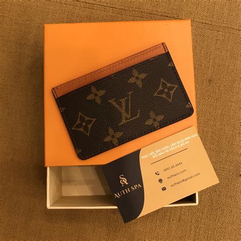 louis vuitton ladies card holder|Louis Vuitton single card holder.